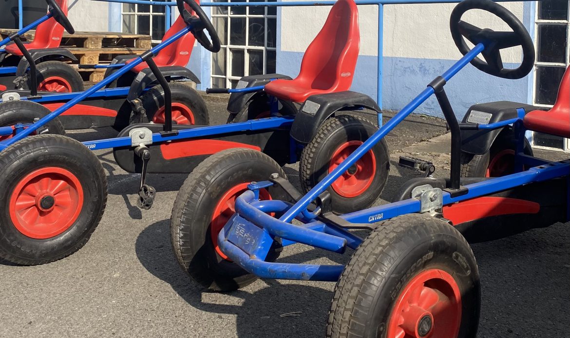 Gokart rot/blau